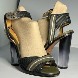 LAMB Gwen Stefani Size 10 Carter Platform Sandal Lucite Heel Green Black Leather